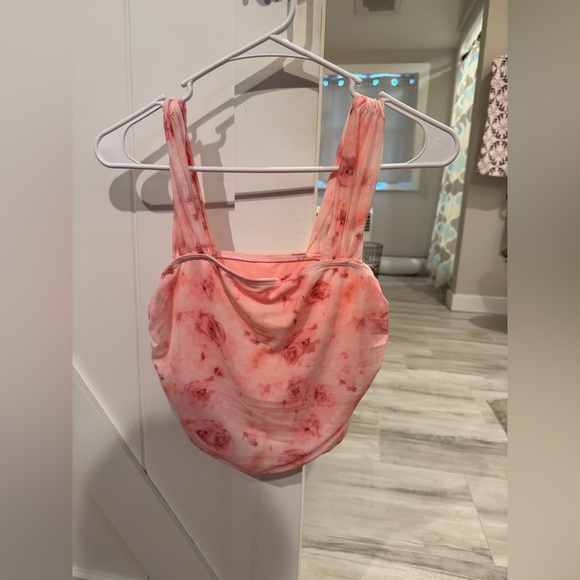 Shein tank top Size Medium Color Pink - Picture 1 of 3